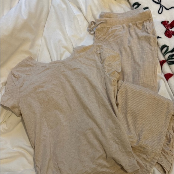 Hollister Other - Hollister Beige Ribbed Loungewear Set